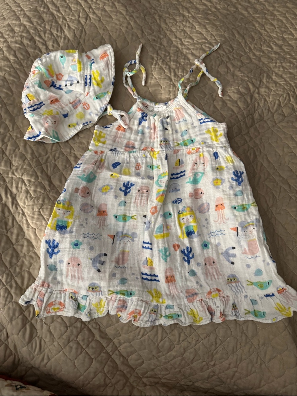Angel Dear White Dress and Hat with Multicolor Sea Creatures